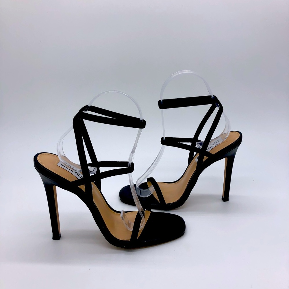 STEVE MADDEN STRAPPY HEELS SIZE 5.5